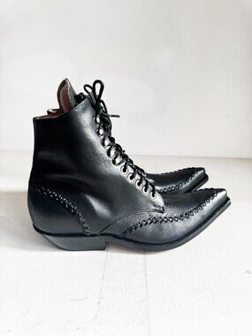 Vintage 90s y2k Go West Black Pointy Toe Whipstitch Detail Lace up Booties 3/5.5
